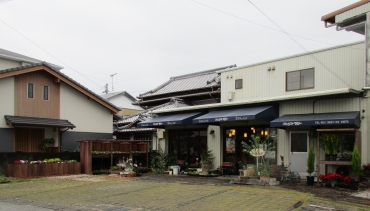 「フローリストマリー」　（高知県香美市）の花屋店舗写真1
